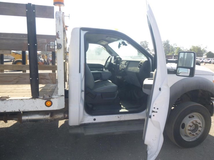 2012-ford-f550-image-14