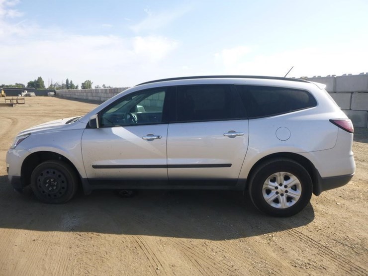 2016-chevrolet-traverse-image-6
