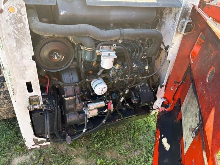 bobcat-s300-image-7