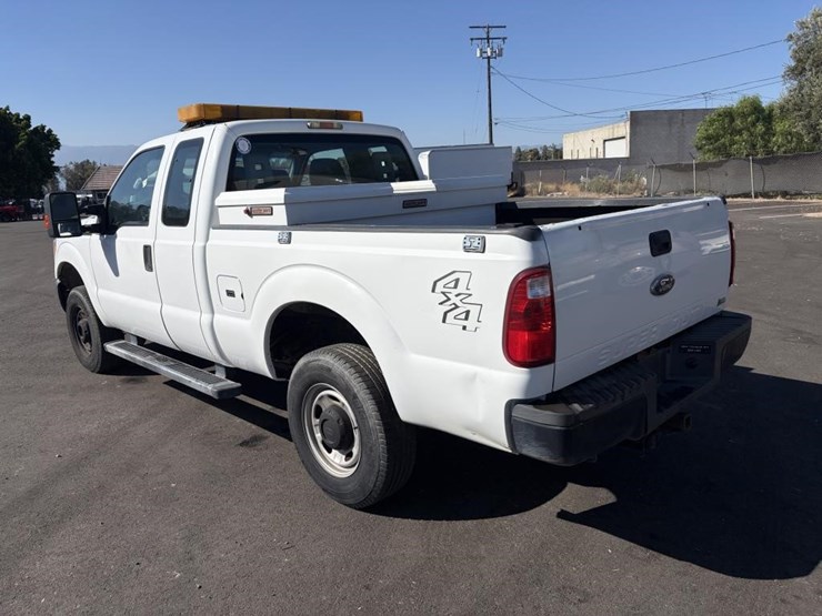 2011-ford-f250-image-4