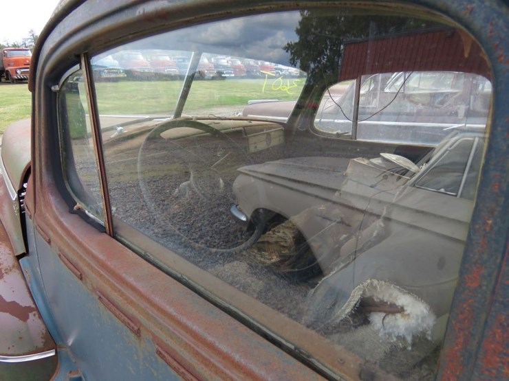 1948-hudson-super-6-2dr-sedan-image-5