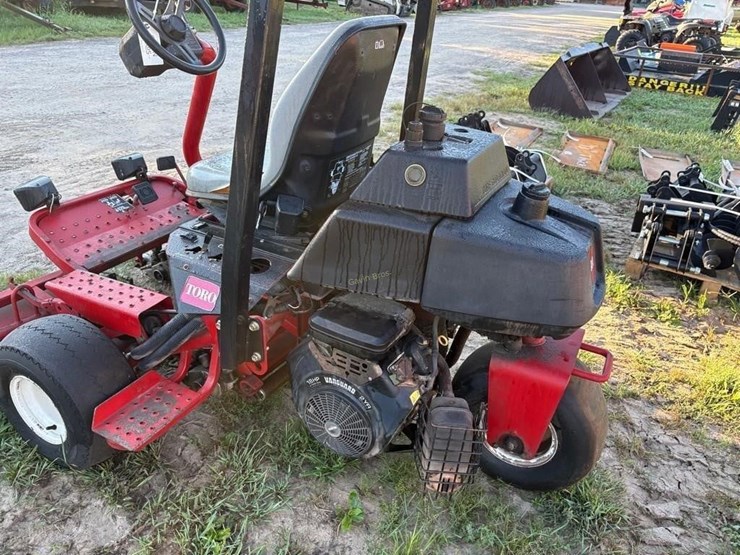 toro-greensmaster-3150-image-7
