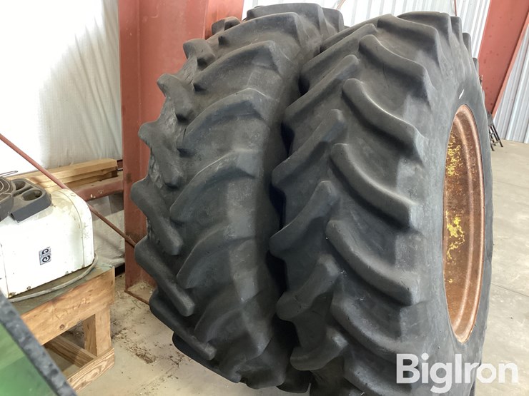john-deere-520-image-4