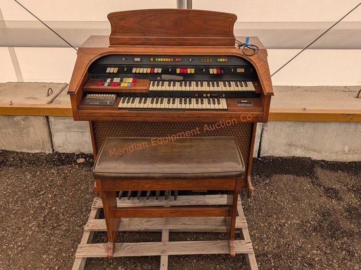hammond-electric-organ-image-3