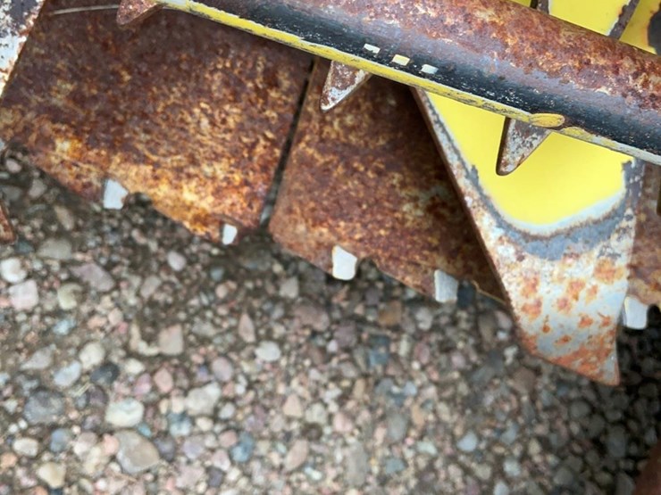 2019-john-deere-770-image-15