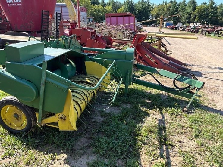 john-deere-24t-image-8