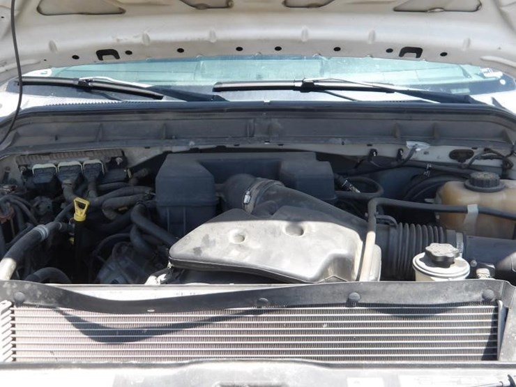 2011-ford-f250-image-16