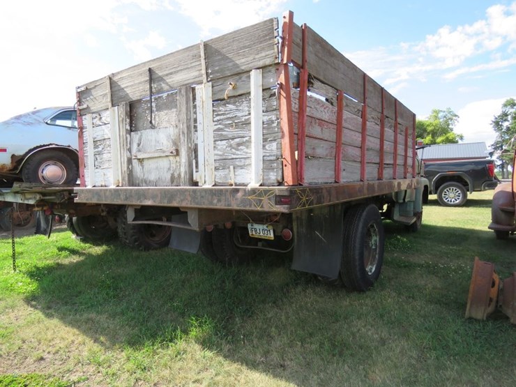 1958-gmc-370-series-truck-image-6