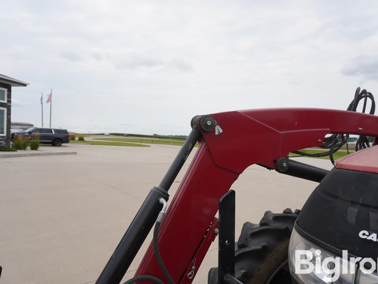 2019-case-ih-farmall-70a-image-17