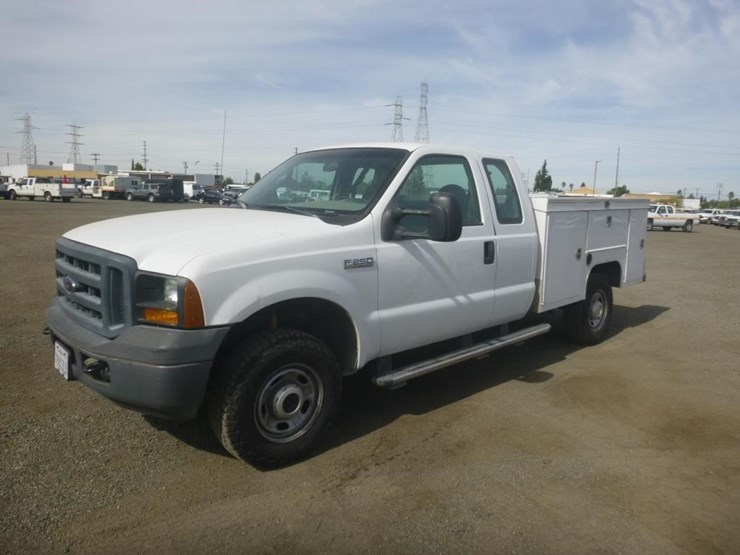 2006-ford-f250-image-1