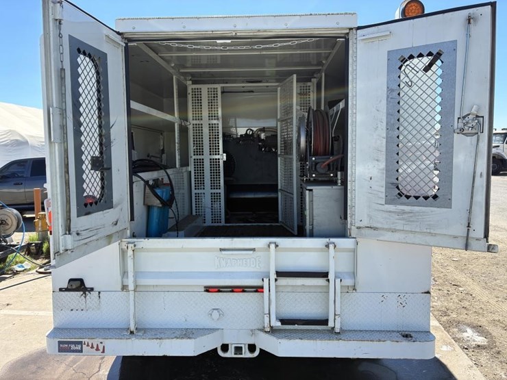 2012-ford-f450-image-21