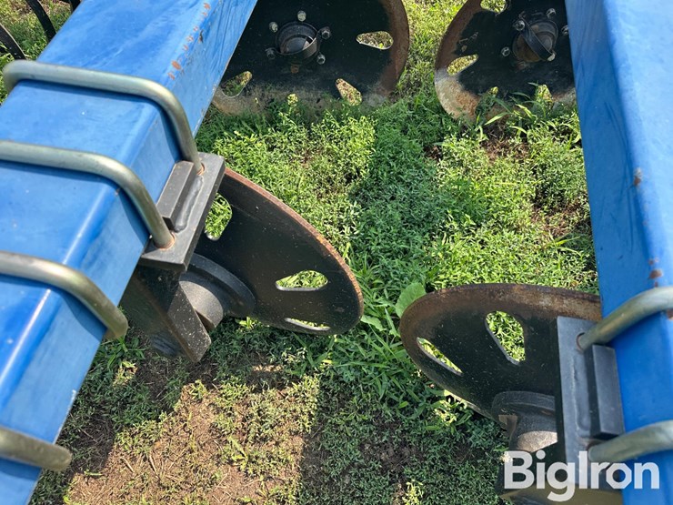 blu-jet-track-master-image-17