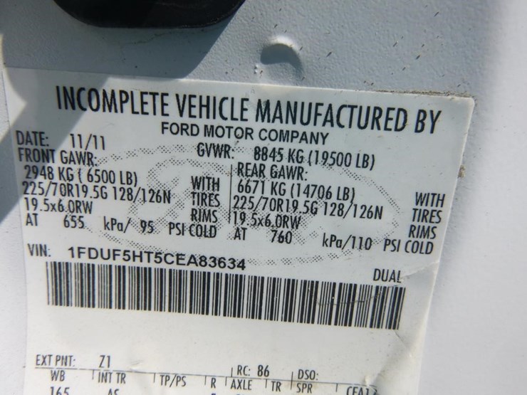 2012-ford-f550-image-23