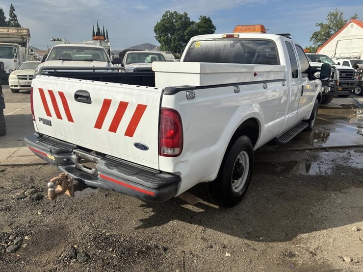 2004-ford-f250-image-3