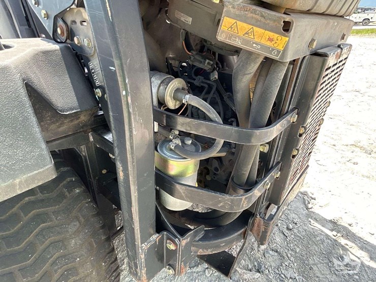 toro-54in-zero-turn-commercial-mower-image-9
