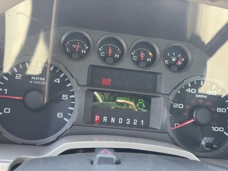 2008-ford-f550-image-25