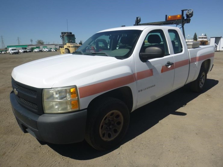 2008-chevrolet-1500-image-1