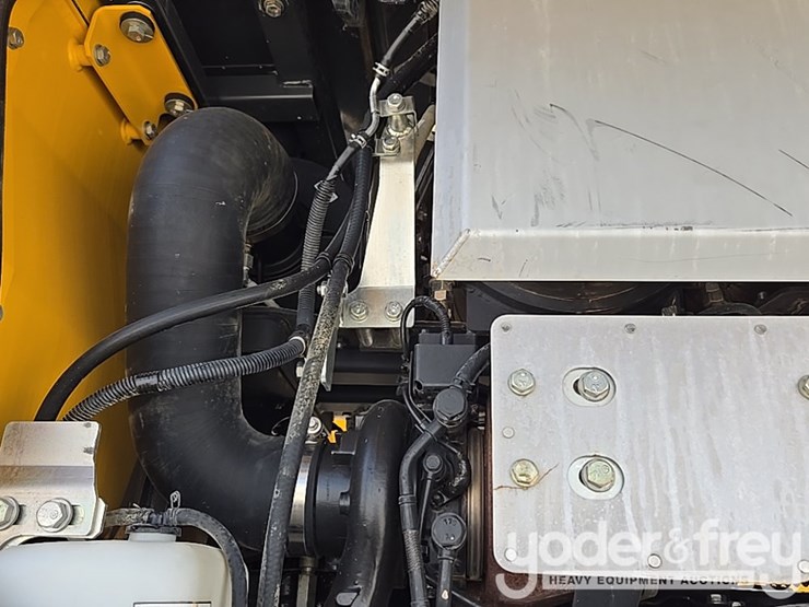 2024-komatsu-wa320-8-image-53