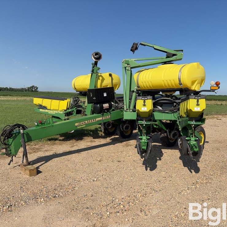 1997 JOHN DEERE 1760