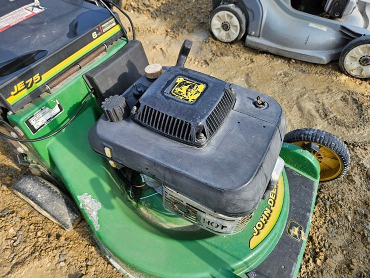 #22-•-john-deere-push-mower-image-6