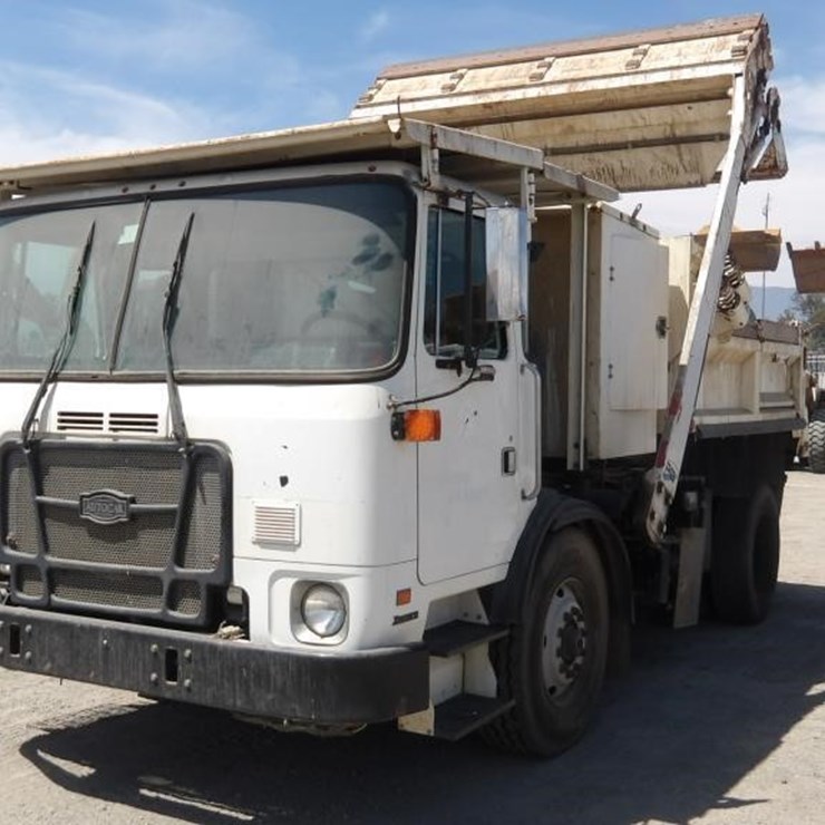 2011 AUTOCAR XPEDITOR