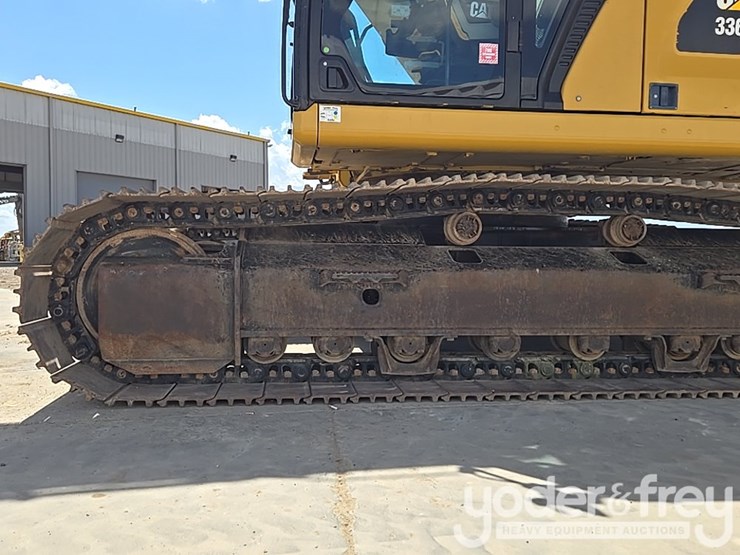 2019-caterpillar-336-image-10