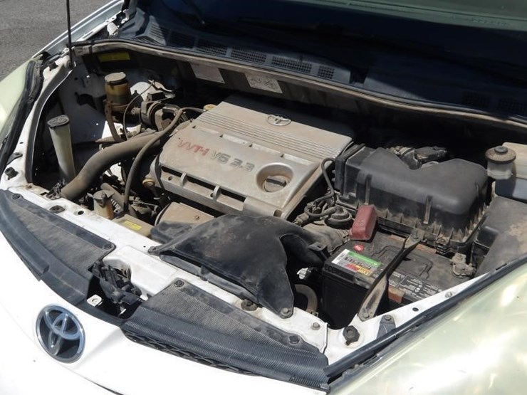 2006-toyota-sienna-image-8