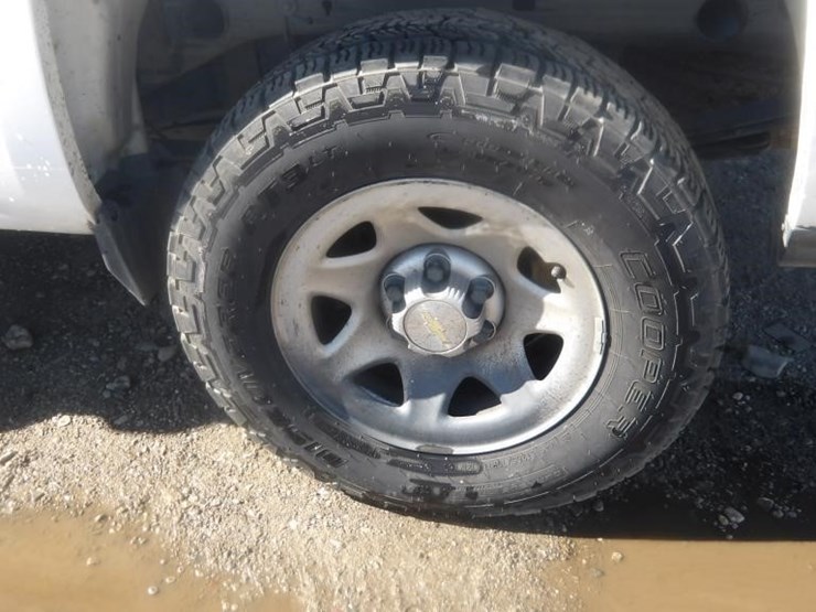 2016-chevrolet-silverado-1500-image-5