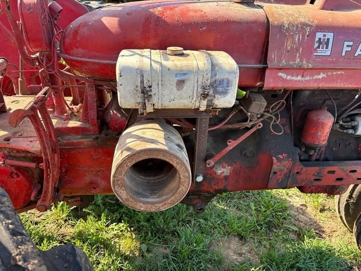 farmall-super-h-tractor-image-8