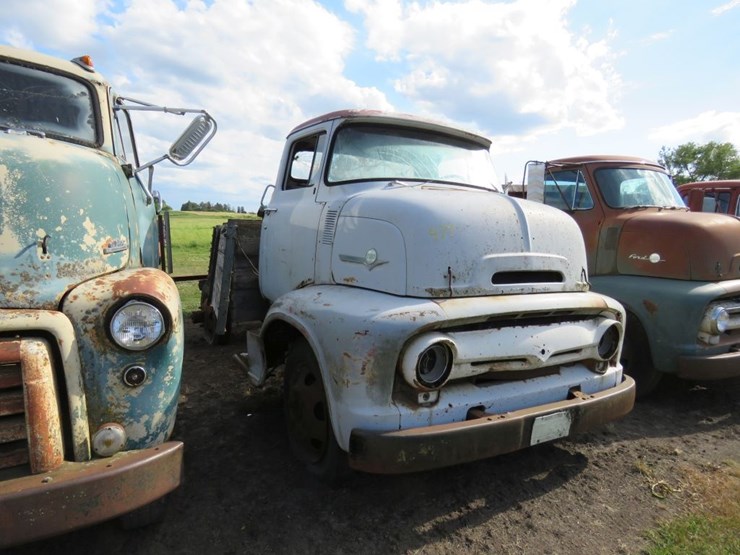 1956-ford-f600-image-1
