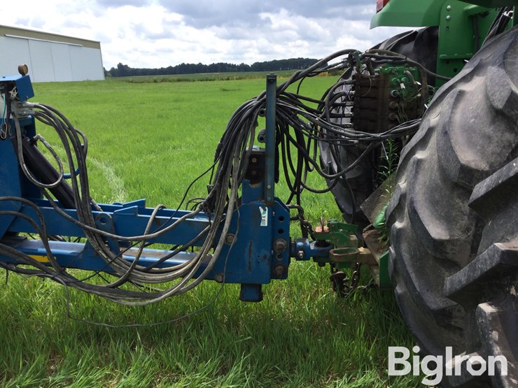 2009-kinze-3700-image-16