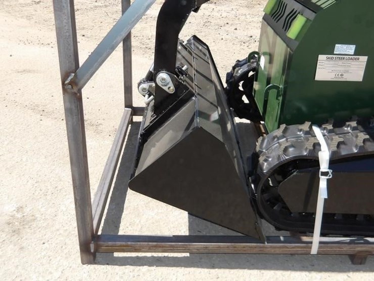 2026-zjz-380-skid-steer-track-loader-image-5