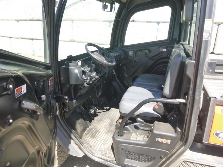 2023-kubota-rtv-x1100c-image-7