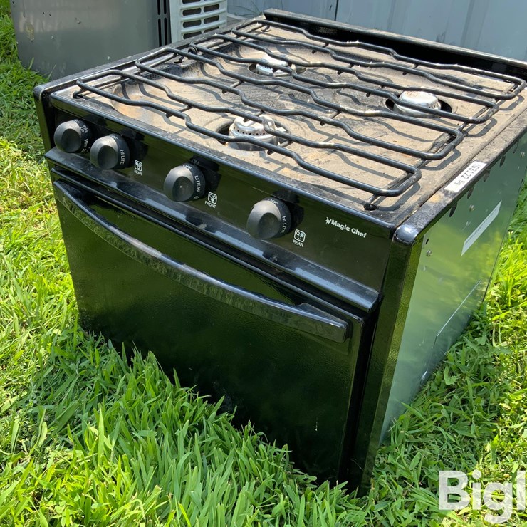 Magic Chef Propane Oven/ Stove