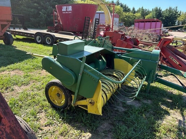 john-deere-24t-image-7