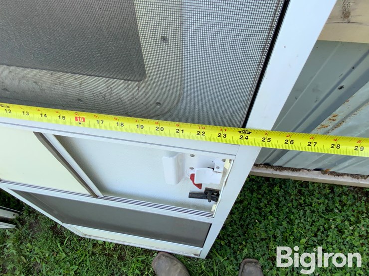 camper-swing-doors-image-13