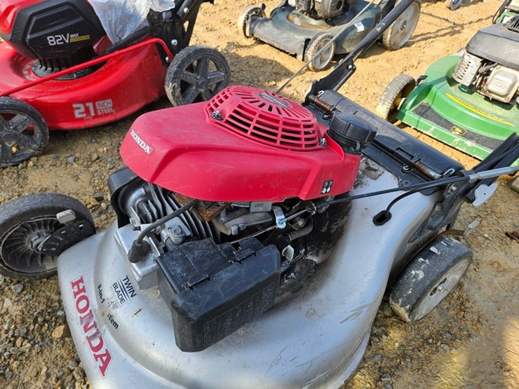 #24-•-honda-push-mower-image-9