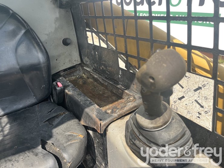 caterpillar-216b-image-29