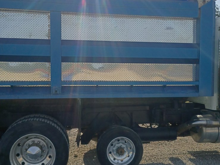 1985-peterbilt-359-image-10