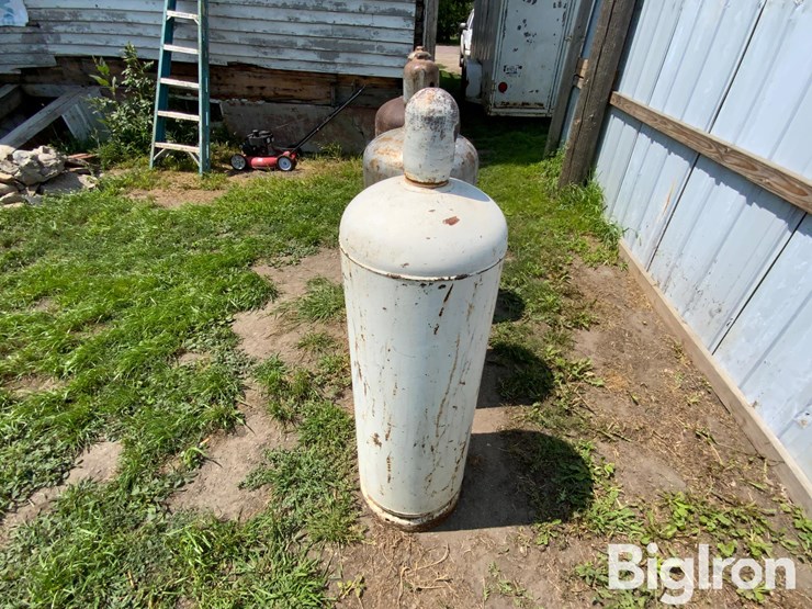 steel-100lb-propane-tanks-image-6
