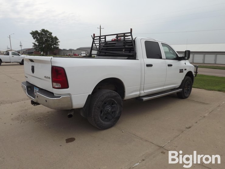 2016-ram-2500-st-image-5