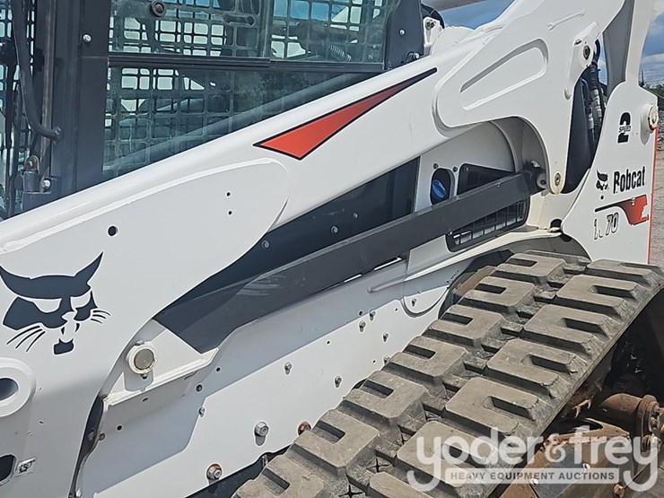 2022-bobcat-t870-image-17