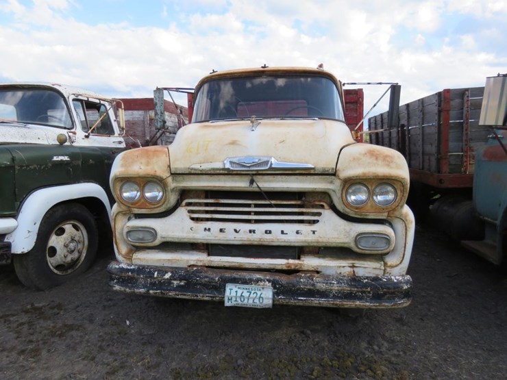 1958-chevrolet-50-image-2