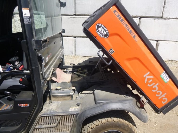 2023-kubota-rtv-x1100c-image-14