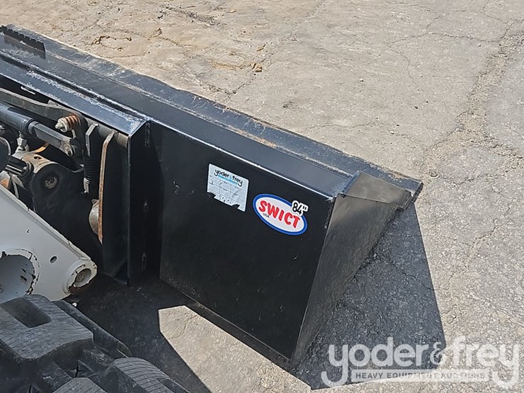 2022-bobcat-t870-image-11