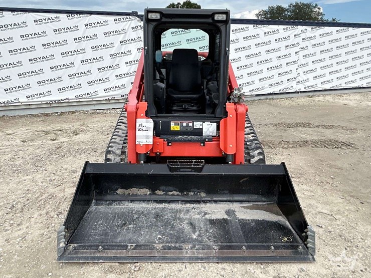 2023-kubota-svl97-2-image-34