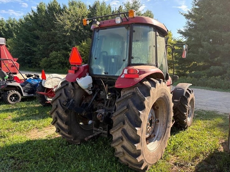 case-ih-farmall-95-image-6
