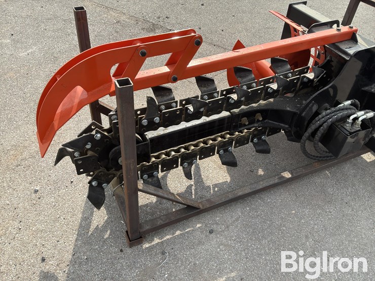 2026-massey-ferguson-730-image-9