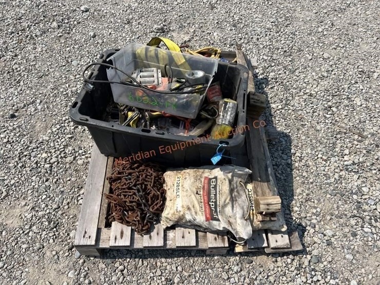 freight-lot--tie-downs,-snow-chains-image-1