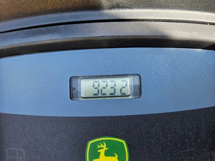 2009-john-deere-x320-image-24